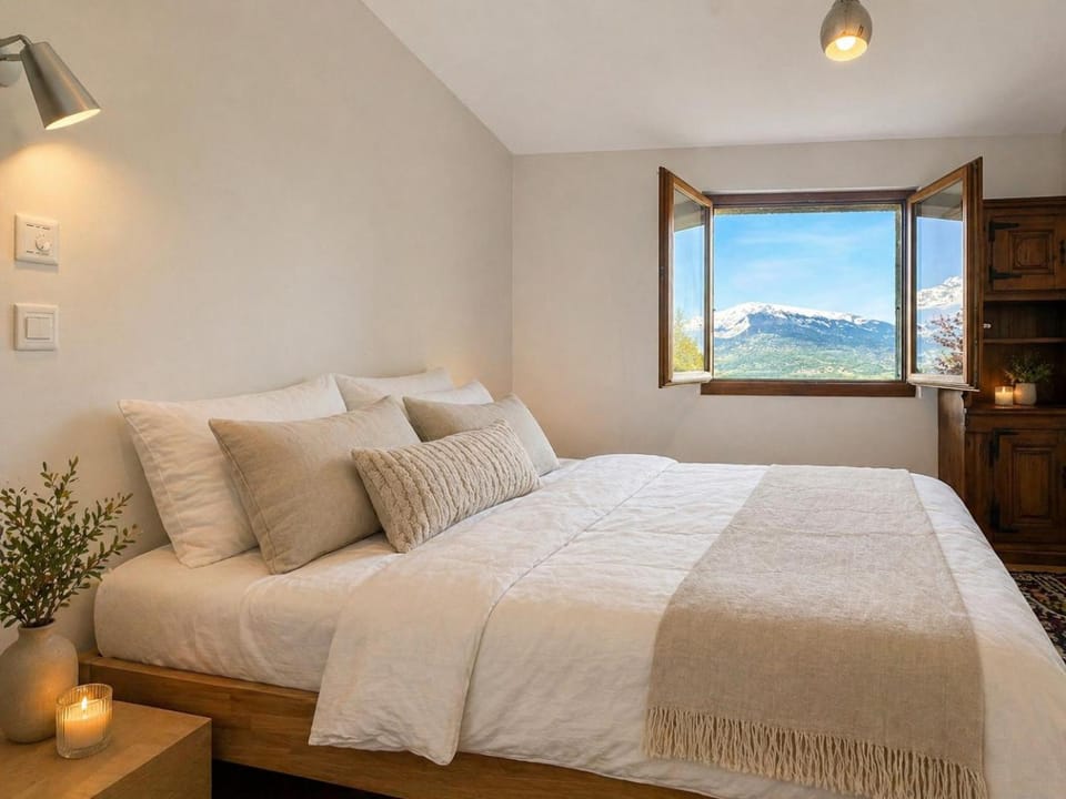 Bed, Bedroom