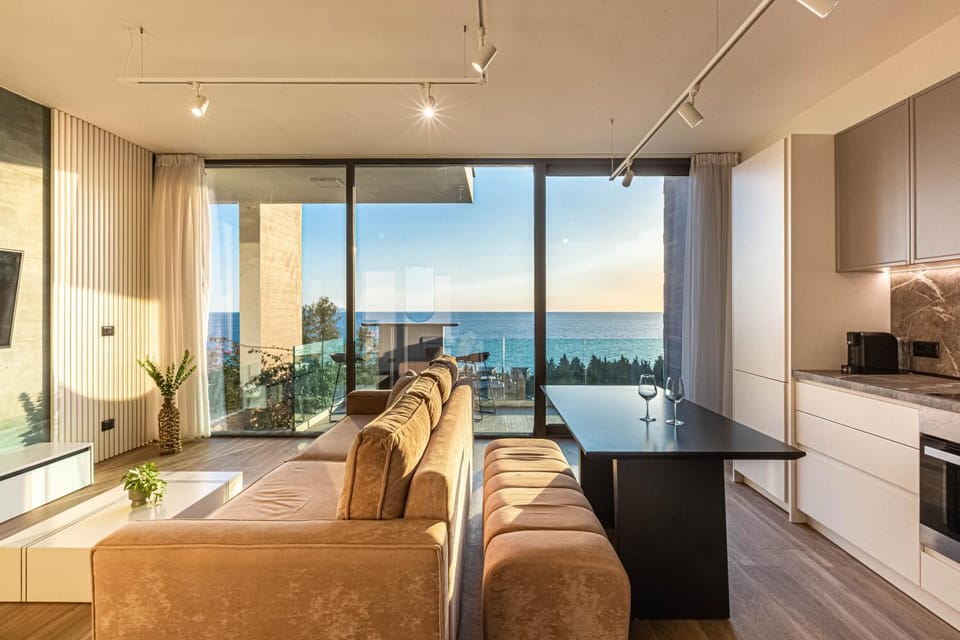 Olea Residence Dhermi - 2Bed Apartment Sea View, Private Beach, Free Beach Umbrella & sun loungers Apartment in Vlorë County, Albania
