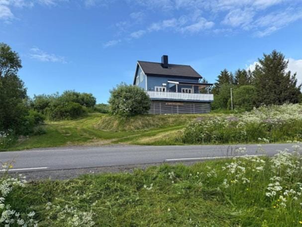 Property building, Natural landscape