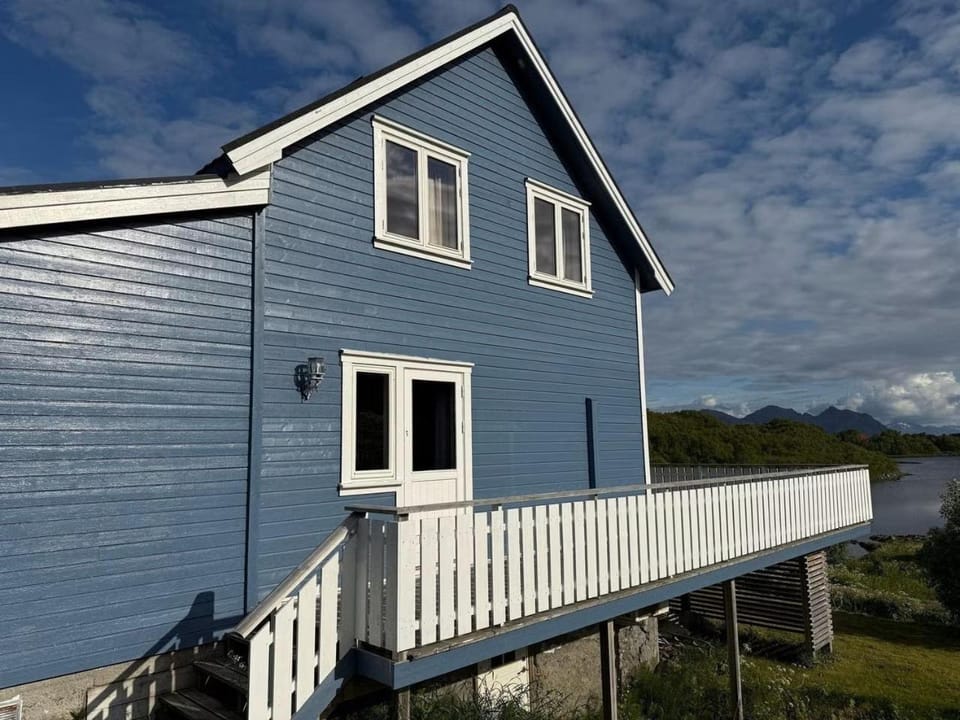 Property building, Day, Natural landscape