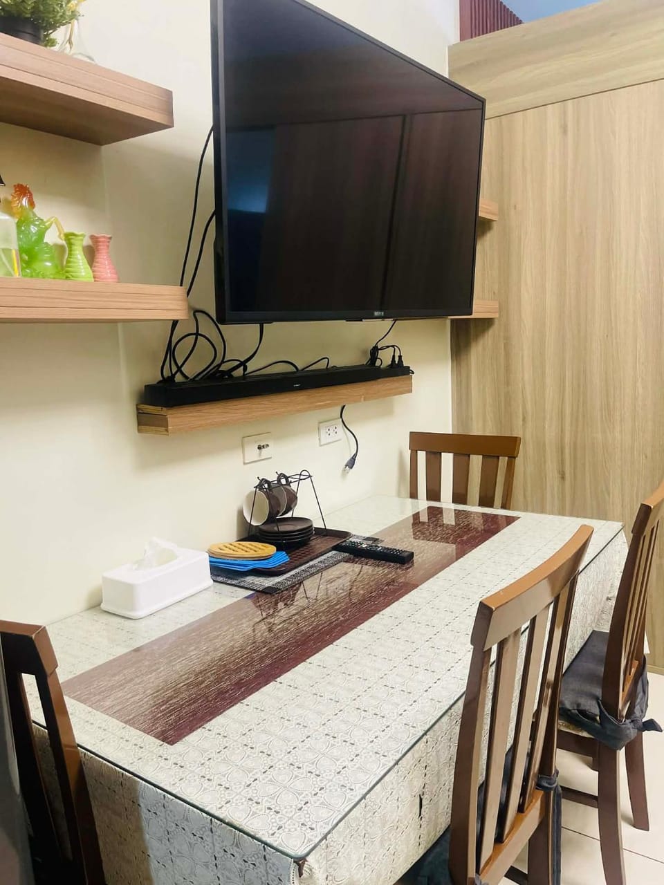 Breeze Residences Apartment in Pasay