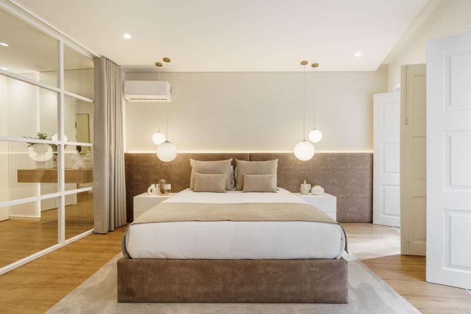 Bed, Bedroom, air conditioner
