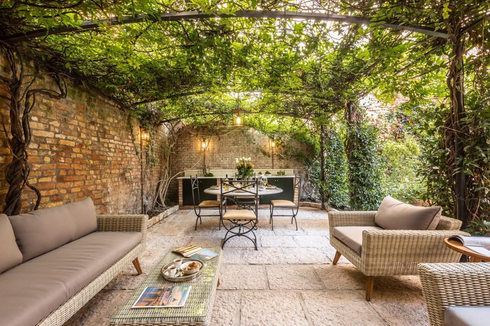 Patio, Garden, Garden view