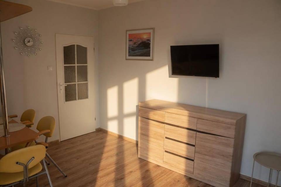 TV and multimedia, Living room, Photo of the whole room