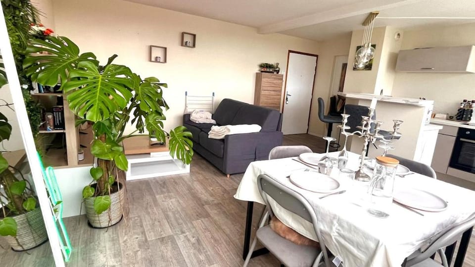 Appartement proche centre ville Apartment in Angers