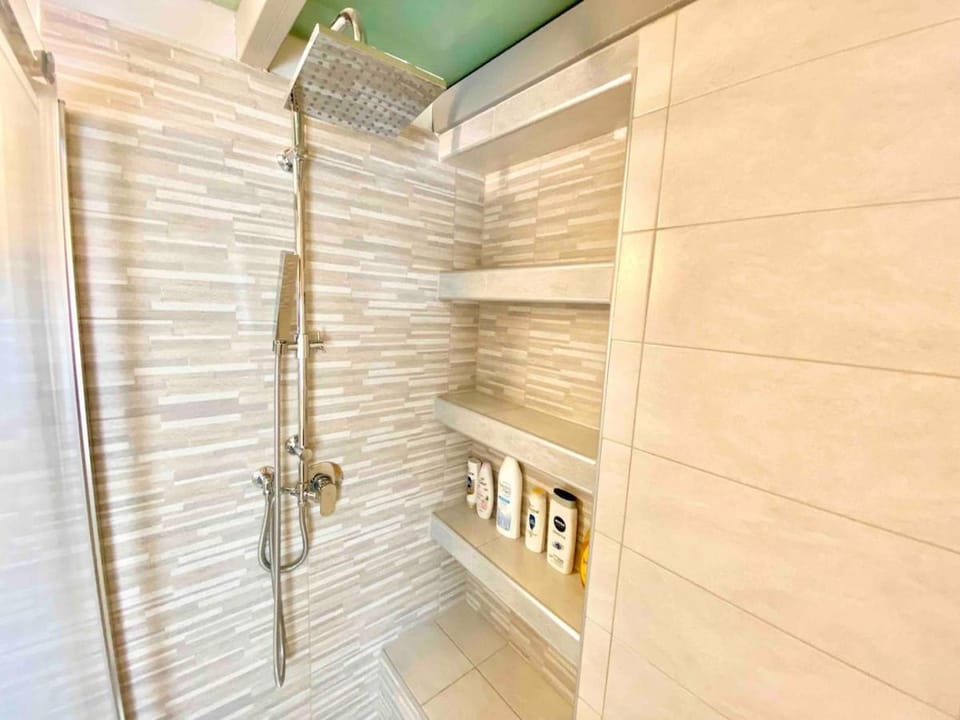 Loft in the center - metro - 12 beds Apartment in Milan