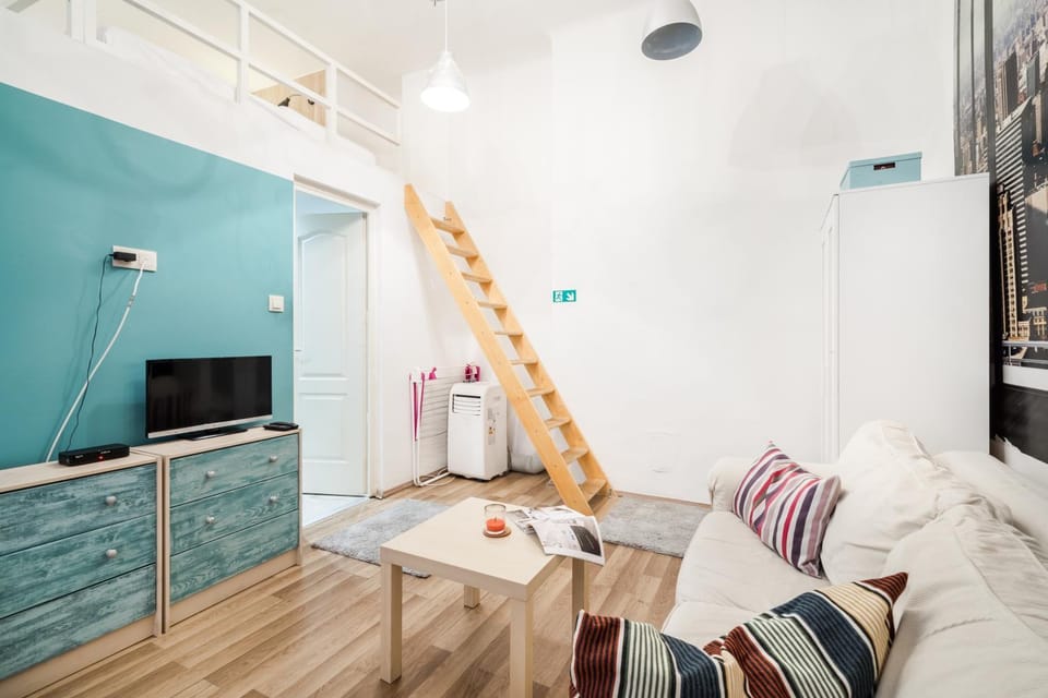 Colorwave Studio Home Apartment in Budapest