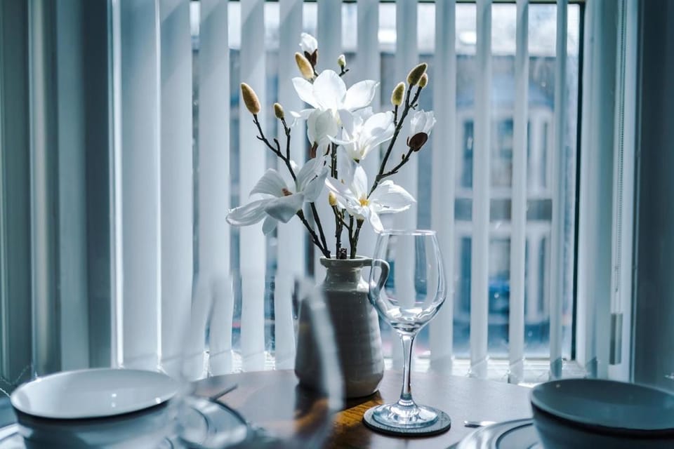 Promenade Apartment, Parking, Close to Beach Apartment in Morecambe