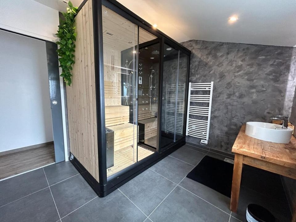 Shower, Sauna, Bathroom