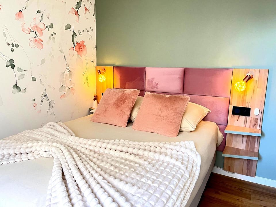 Ecrin Velours - Studio Chic en Hypercentre Apartment in Noisy-le-Grand