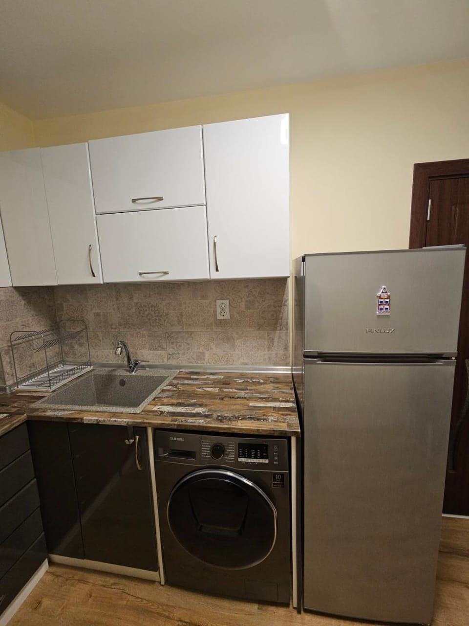 Central, quiet and modern apartment with Private Parking Apartment in Varna
