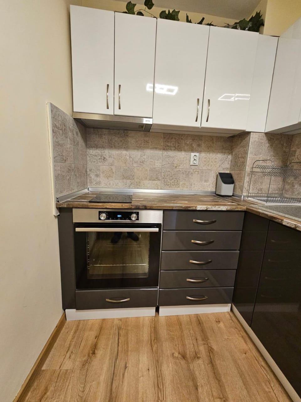 Central, quiet and modern apartment with Private Parking Apartment in Varna