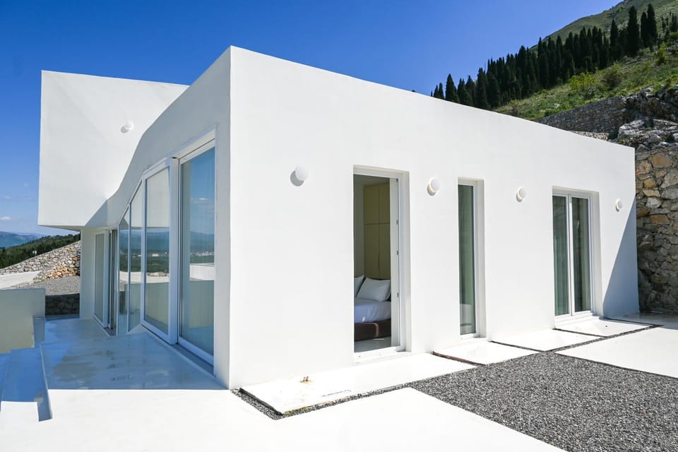 Property building, Day, Natural landscape, Mountain view