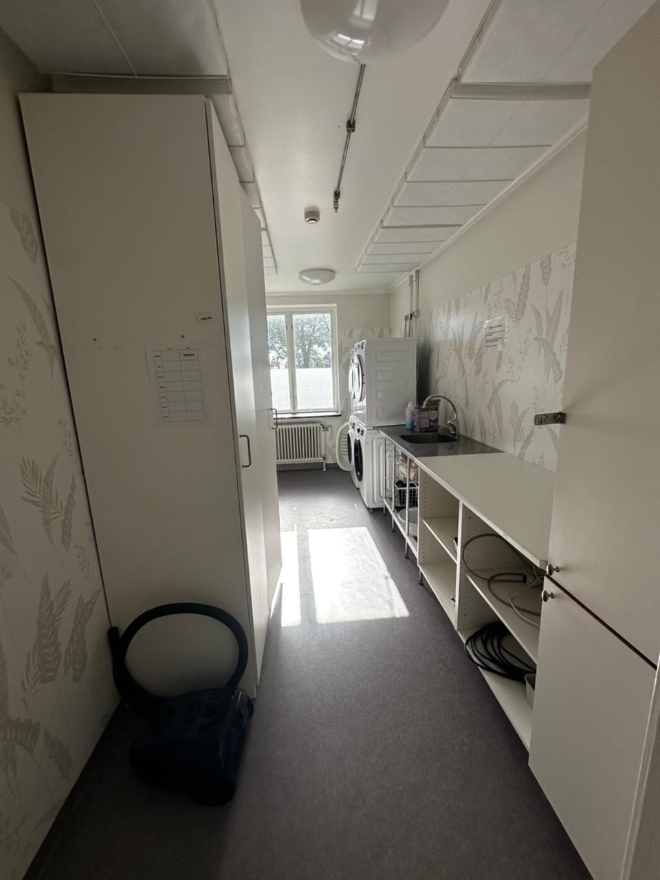 laundry, washing machine