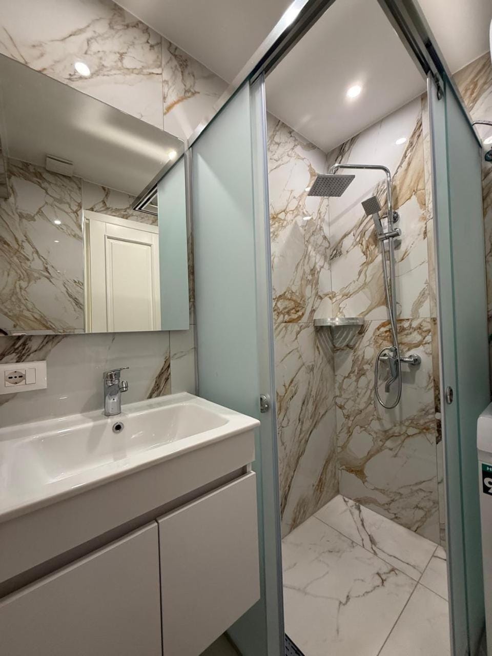 Shower, Bathroom