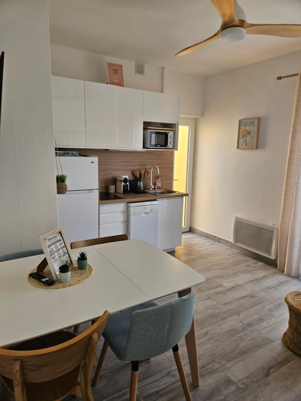 Appartement 2 chambres Plage à pied Terrasse avec barbecue Apartment in Agde