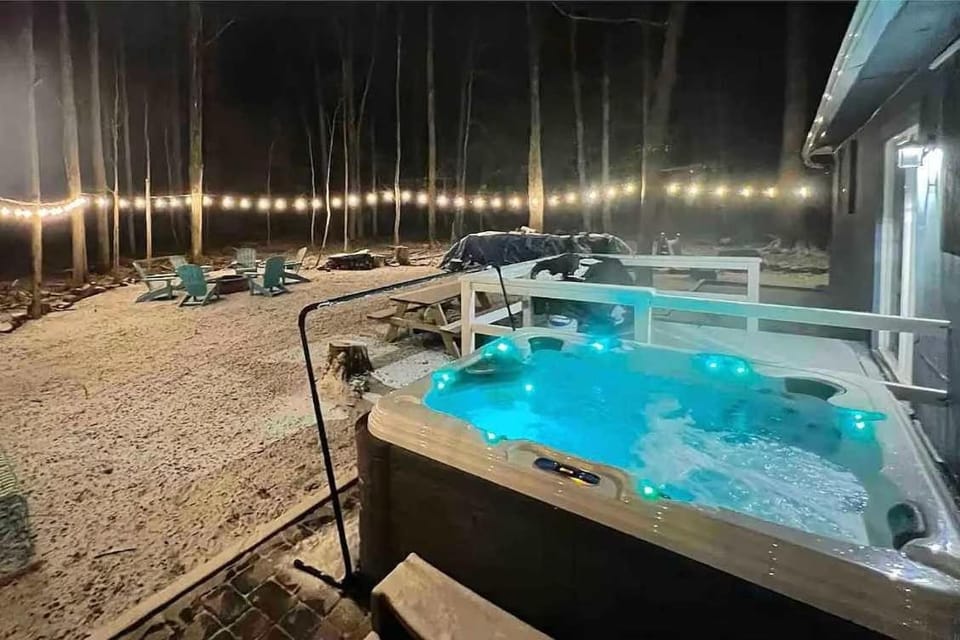 Firepit Game Room Seclusion and More House in Coolbaugh Township