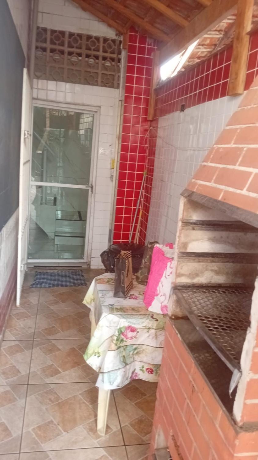 Casinha duas quadras da praia House in State of São Paulo