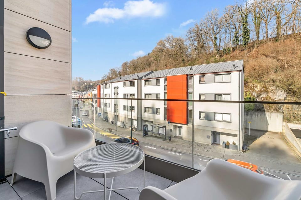 Neudorf Studio Near Kirchberg and Airport Apartment in Luxembourg
