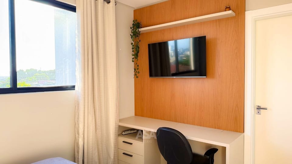 TV and multimedia, Bedroom, Entertainment