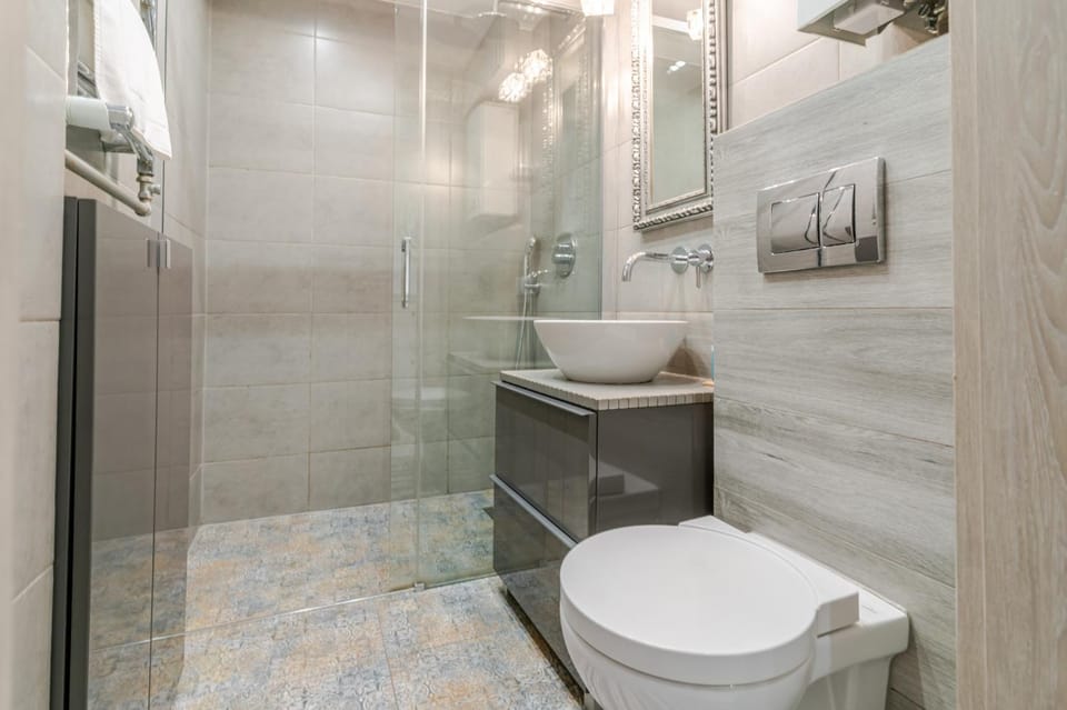 Shower, Bathroom, towels