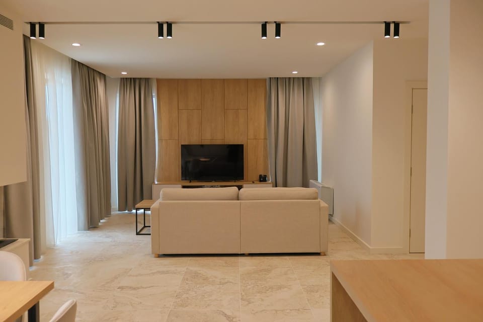 Communal lounge/ TV room, Living room
