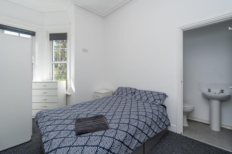 Room 5 - The Archers Bed and Breakfast in Southampton