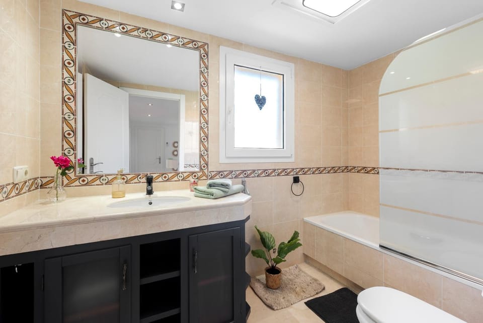 Bathroom, Living room