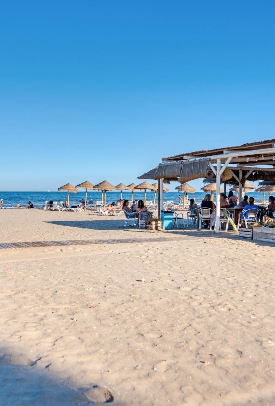 With ocean and pool views - Next to the beach - Private terrace Apartment in Valencia