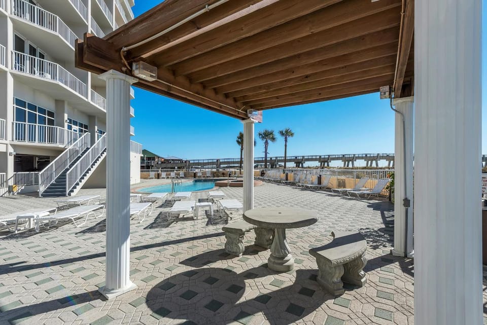 Summerwind West 1403 - The Beach Fort House in Pensacola Beach