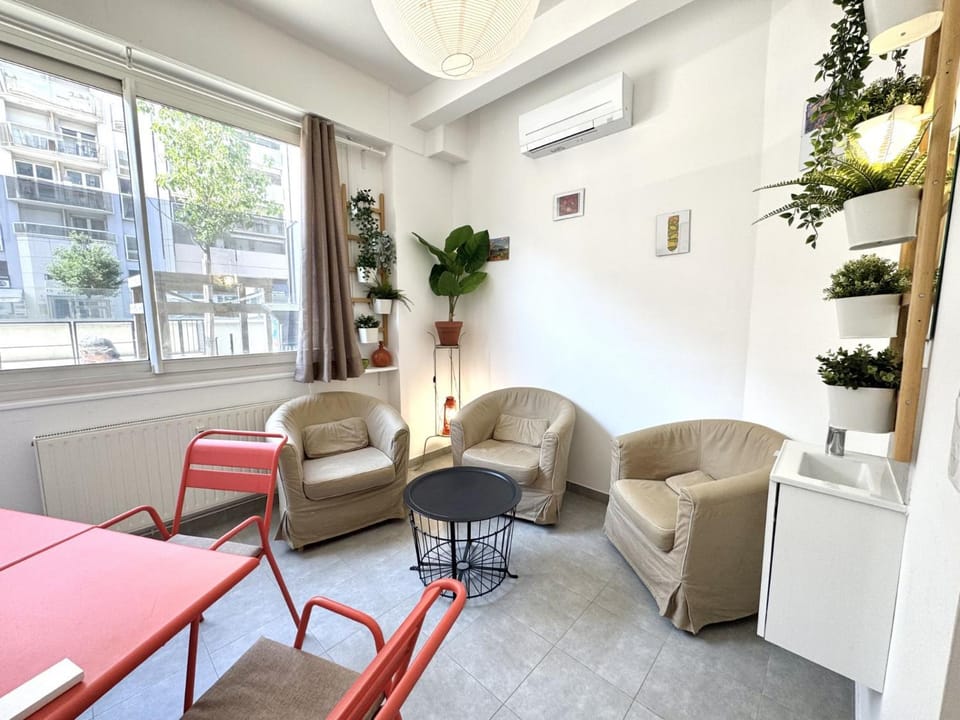 Communal lounge/ TV room, Living room