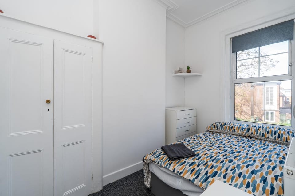 Room 6 - The Archers Bed and Breakfast in Southampton