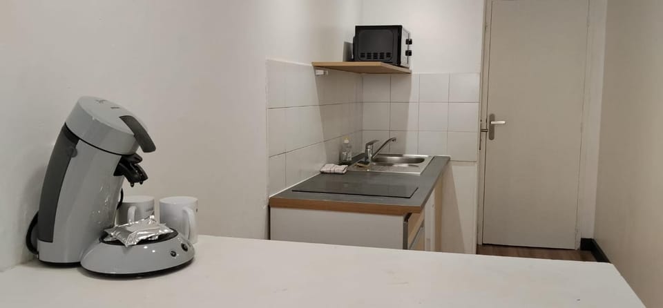 BudgetBnb 131 Studio plein centre Apartment in Toulon