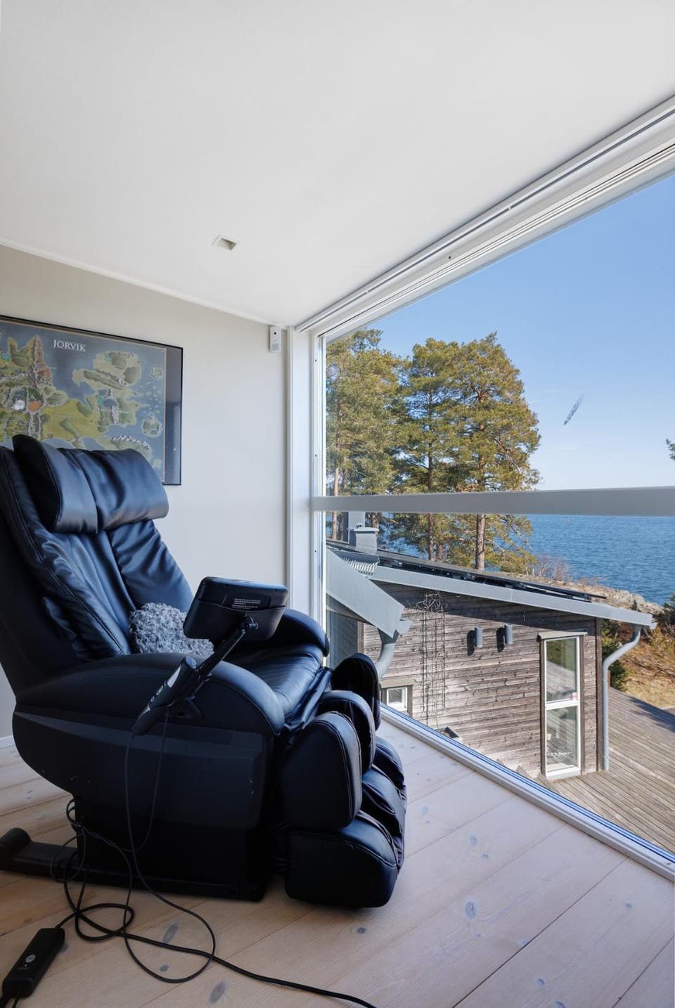View (from property/room), Living room, Seating area, Sea view