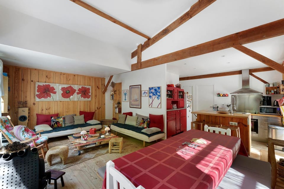 Property building, Living room