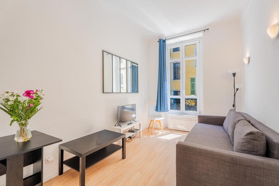Meilleur emplacement de Nice, le Port, charme 2 Apartment in Nice