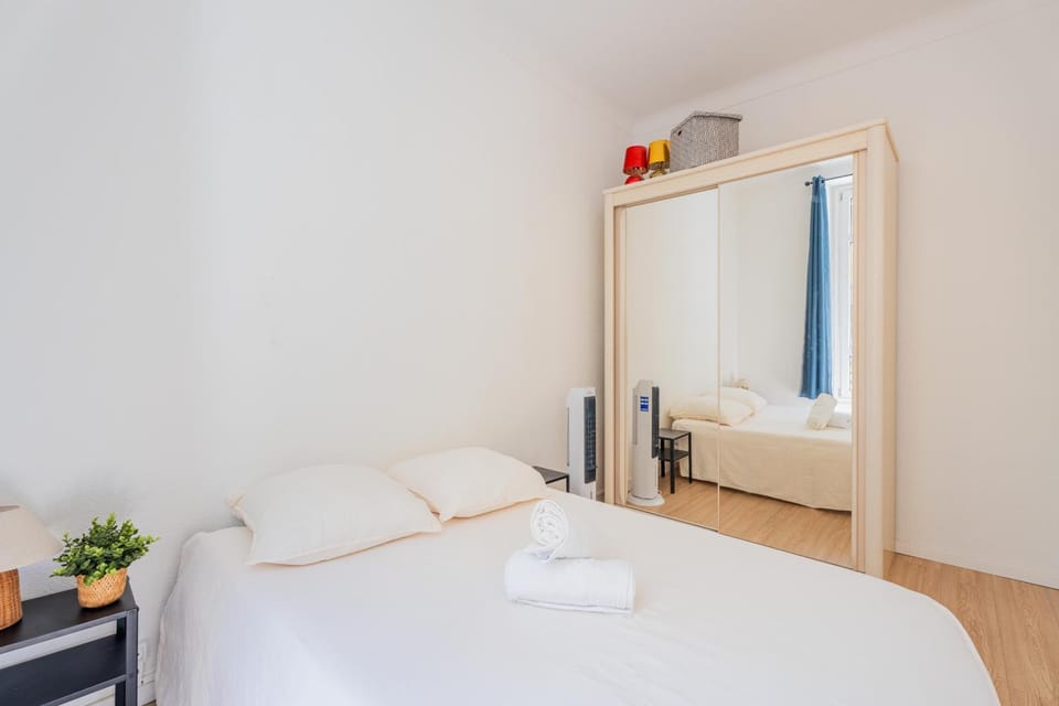 Meilleur emplacement de Nice, le Port, charme 2 Apartment in Nice