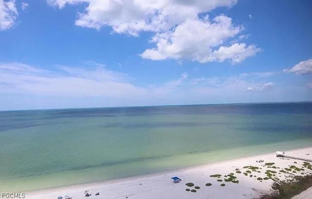 Resort Pool, Beach Access & South End Island Escape Awaits - Bella Lago - Roelens House in Estero Island