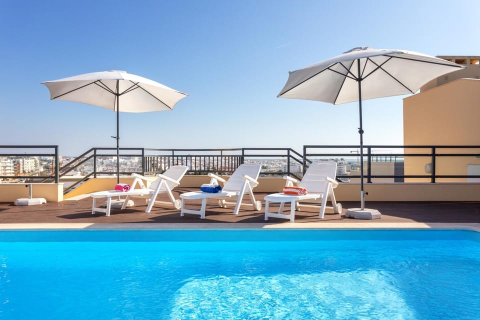 Pool view, Swimming pool