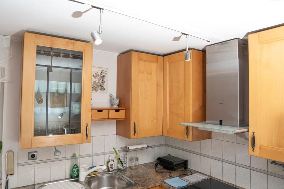 Kitchen or kitchenette, Kitchen or kitchenette