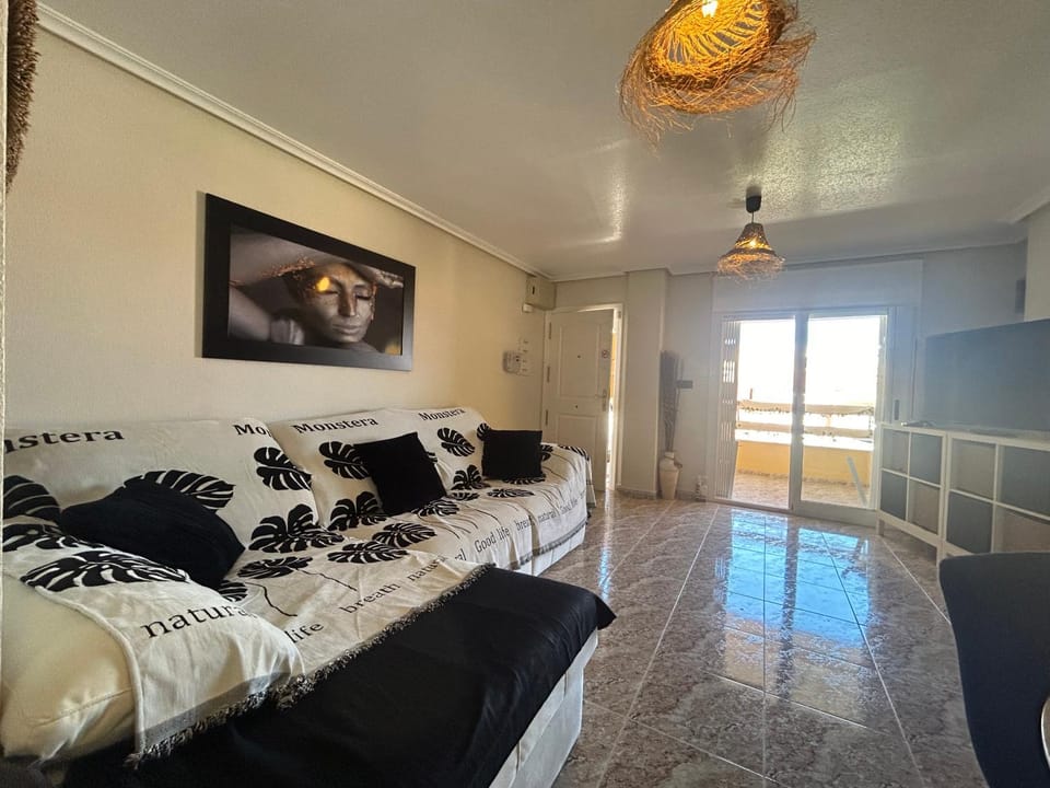 Appartement lumineux à Orihuela Costa avec 3 piscines dont 1 chauffée Apartment in Playa Flamenca