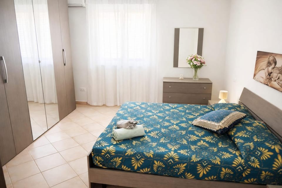 Bed, Summer