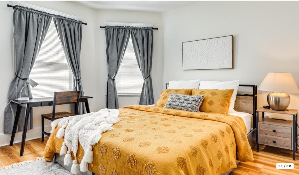 4Bed Boston - Central Location - Pets ok Apartment in Quincy