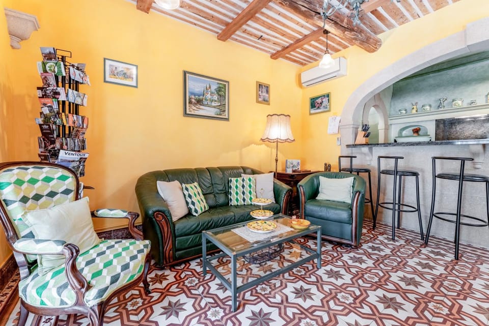 Property building, Living room
