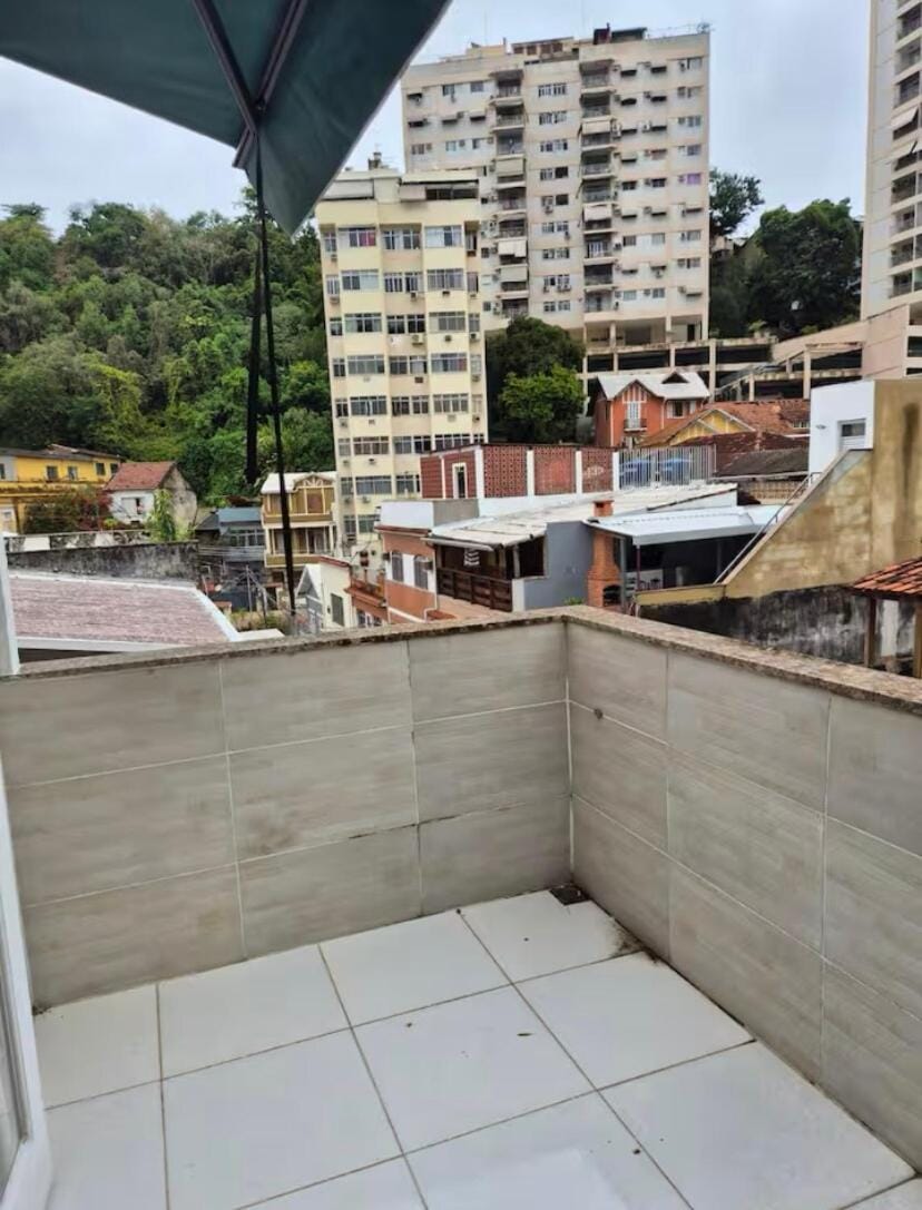Apartamento em Casa de Vila Apartment in Santa Teresa