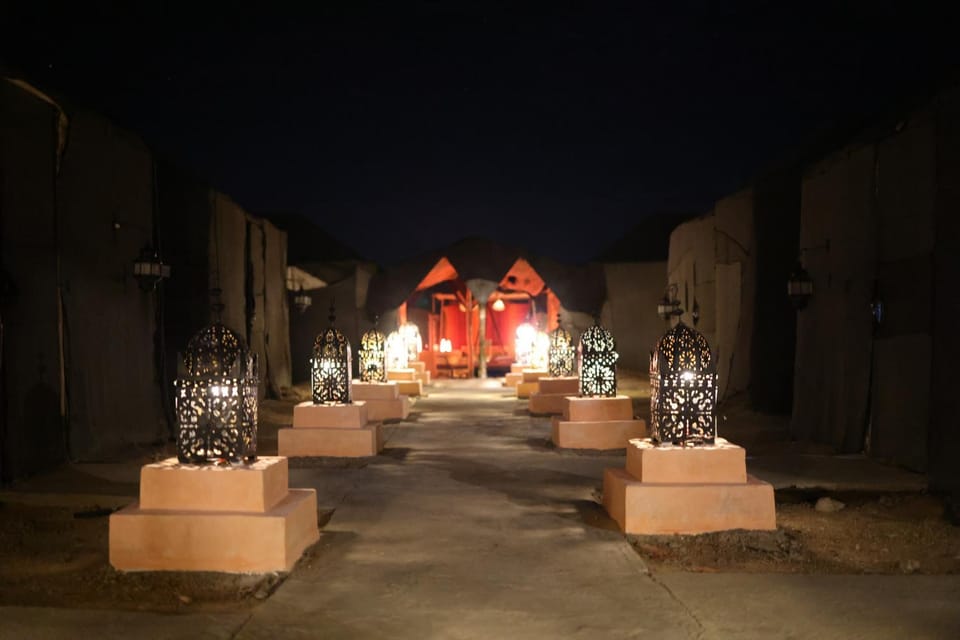 Facade/entrance, Night