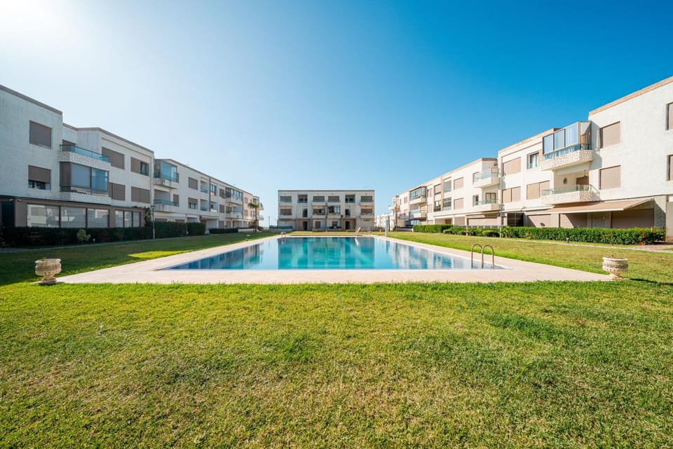 Garden, Swimming pool