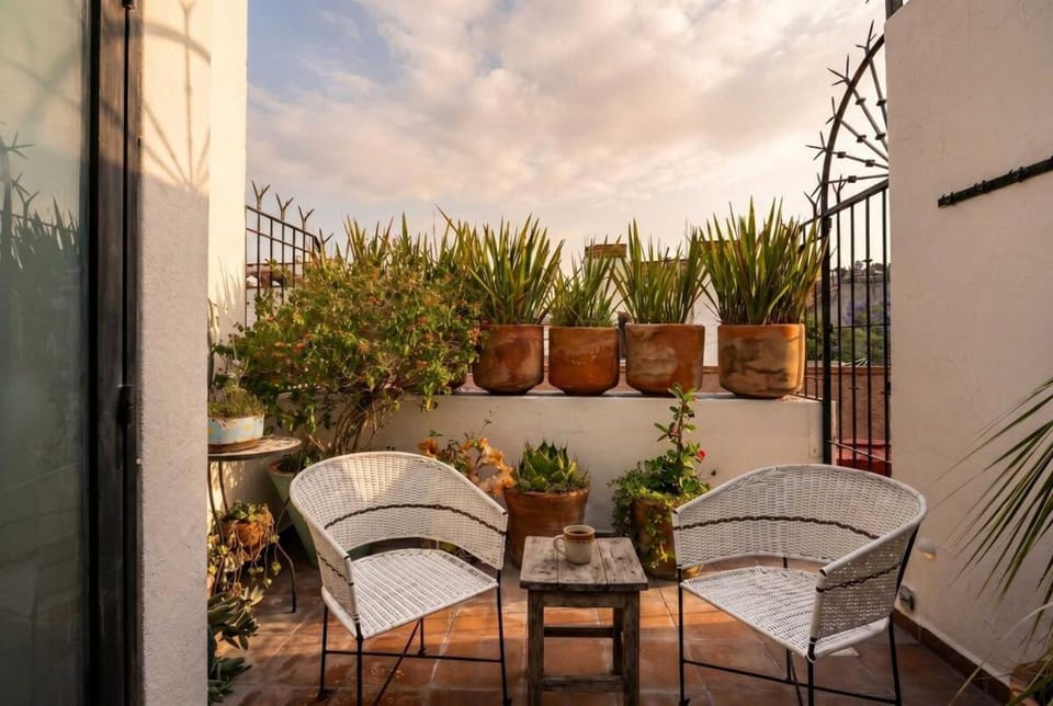 Patio, Seating area