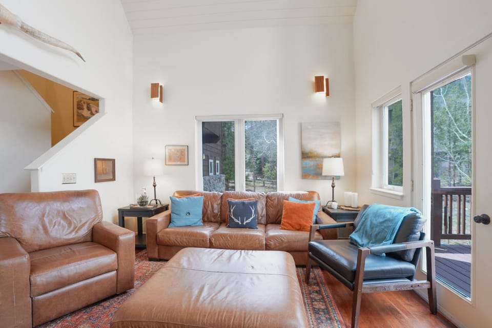 Windflower Alpine Home: Private, Close to Downtown, Quick Lake Access House in Frisco