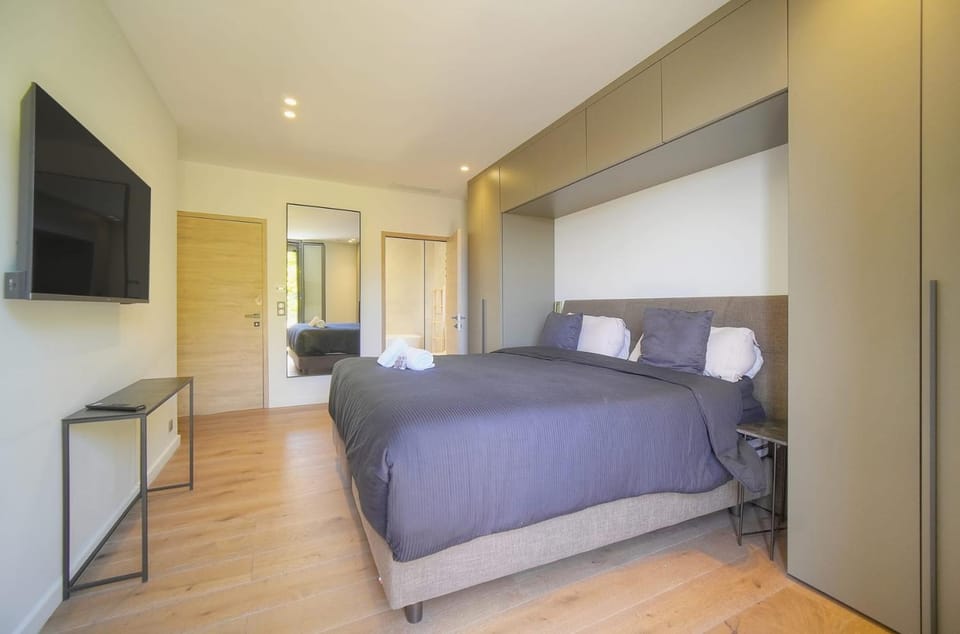 Villa Mathis Cannes - Luxury, Sea View & Pool Jean de Noailles Villa in Cannes